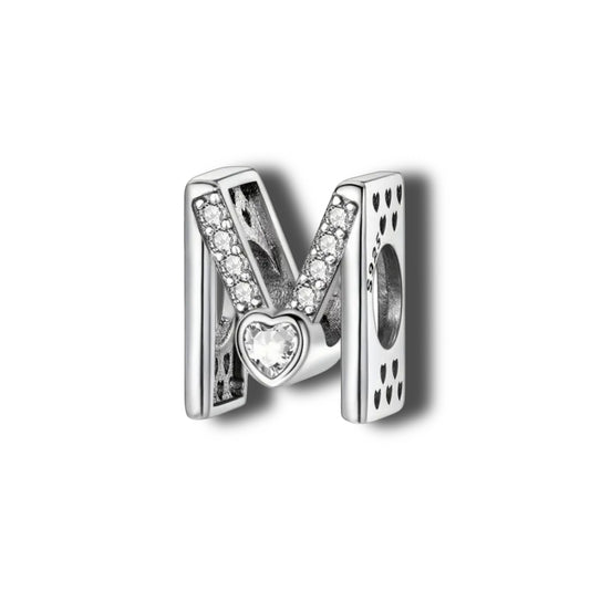 Buchstaben-Anhänger „M“ // C14